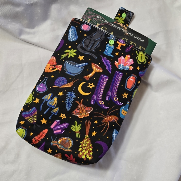 Witchy spooky book sleeve handmade - Picture 2 of 4